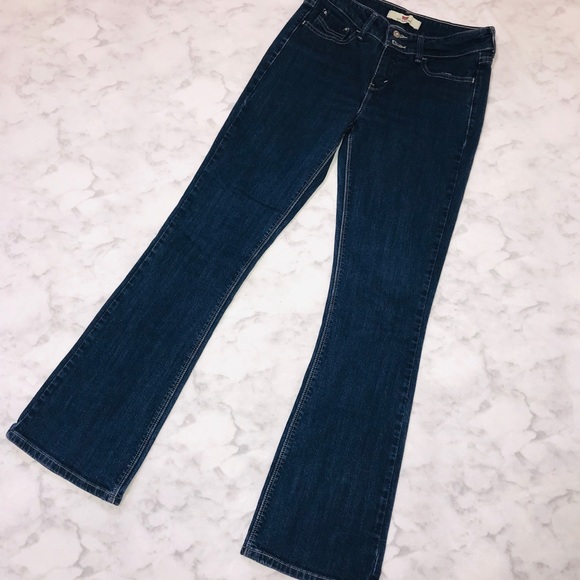 Levi's Denim - ❗️FINAL PRICE Levi’s • 526 Slender Boot Cut Size 4